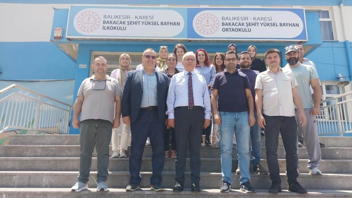 Karesi İlçe Milli Eğitim Müdürü Okulumuzu Ziyaret Etti 
